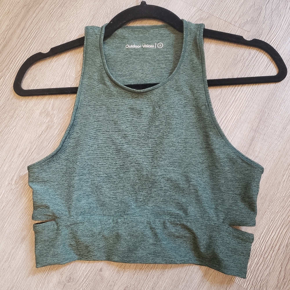 NWOT Outdoor Voices Slashback Crop Top Activewear Small
